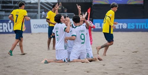 Bolivia vence 7-5 a Ecuador y suma su segunda victoria en el Sudamericano Sub-20 de fútbol playa