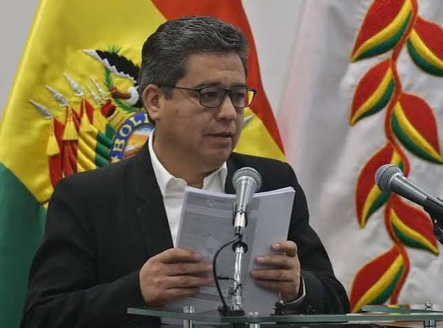 Fotografía de Gálvez afirma que elección de Mariaca se gestó con supuestos sobornos a asambleístas