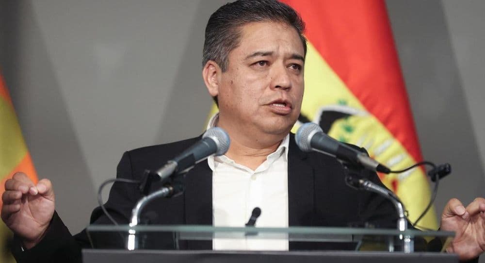 Gálvez descartó abrogar las medidas sobre carburantes y defendió el nuevo ordenamiento del mercado
