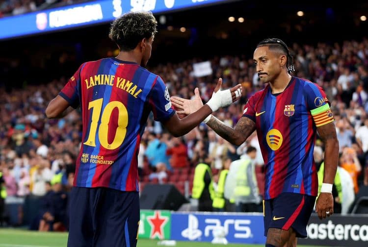 Barcelona arranca la Champions con goleada 5-1 al Feyenoord y un Raphinha imparable