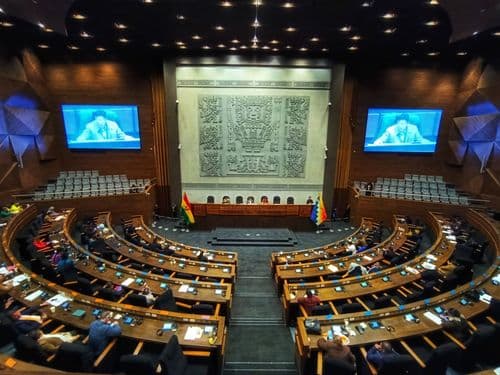 La Asamblea Legislativa prioriza interpelaciones mientras sigue pendiente el tratamiento de leyes
