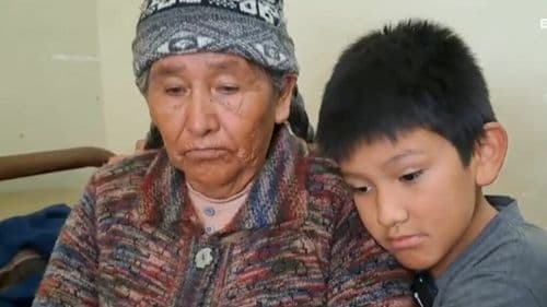 Niño de 11 años pide ayuda para salvar a su abuela enferma y conmueve con su historia