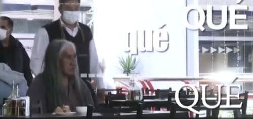 ¿Qué harías si ves malos tratos a un indigente en un restaurante?