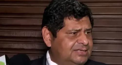 Abogado de Cerimedo advierte riesgo para su vida si es trasladado a Chonchocoro