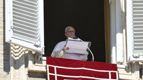 el papa león xiv será operado
