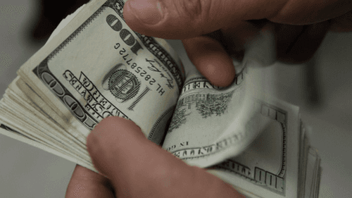 EL DÓLAR VUELVE A DISPARARSE: YA ROZA LOS Bs 12,50