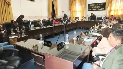 Chuquisaca identifica 18 presuntos ítems fantasmas en la Gobernación