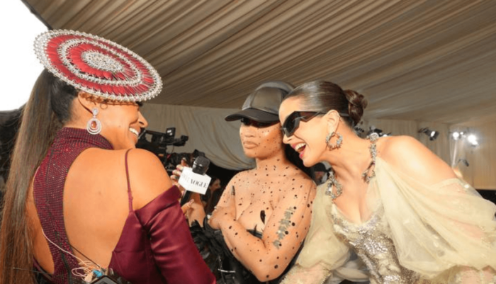 El tenso encuentro entre Rosalía y Nicki Minaj